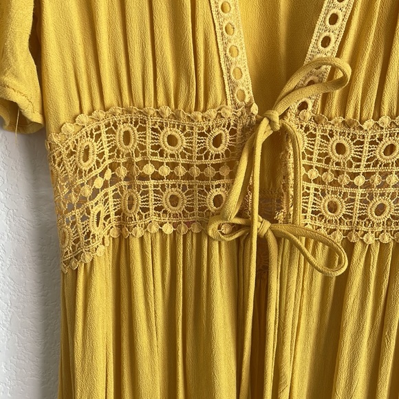 Bikini with Maxi Cover Up - Picture 2 of 12